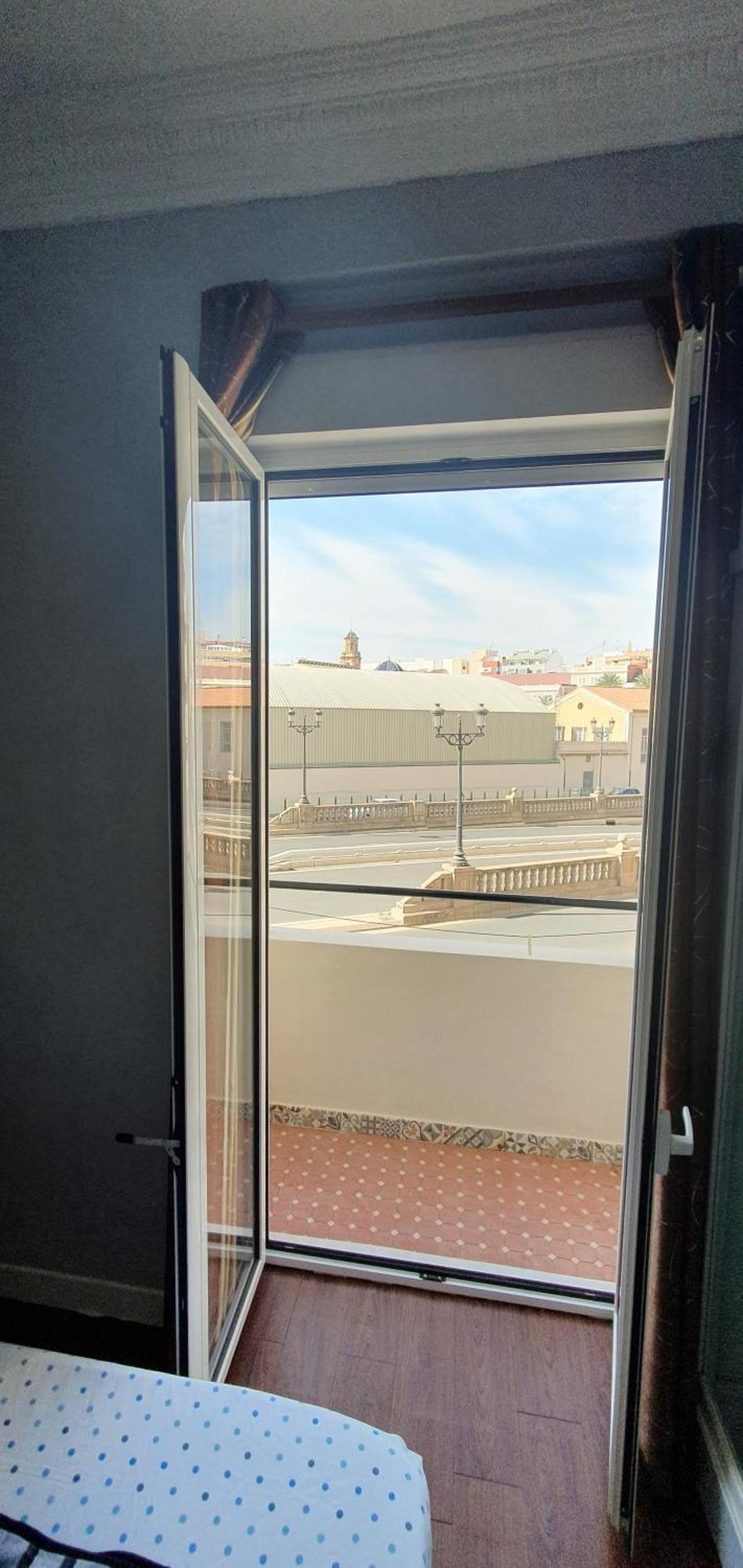 Habitacion Cerca Del Centro Валенсия Екстериор снимка